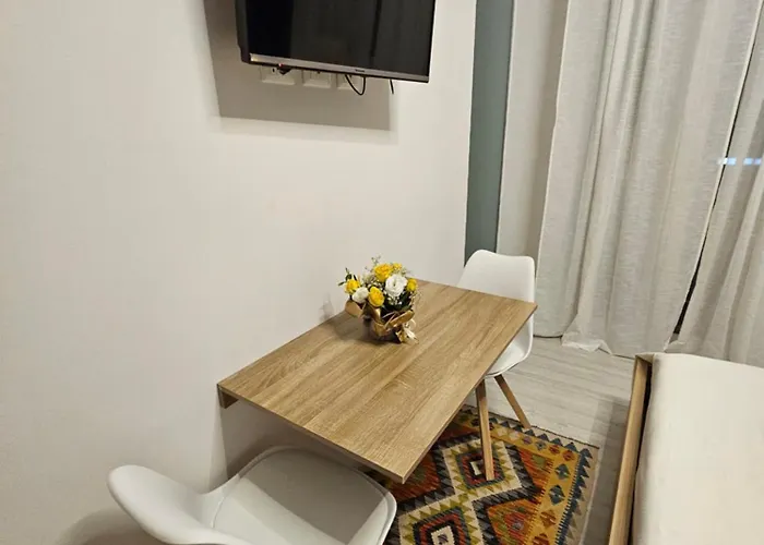 Oda ve Kahvaltı Dagnini16 3*